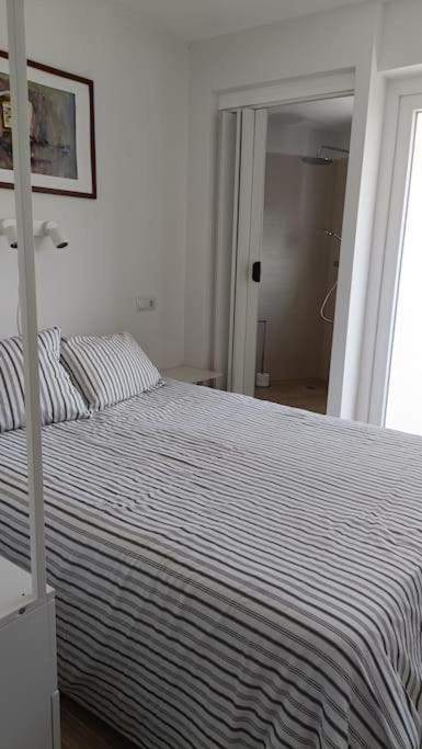Apartamento 1ª Linea De Playa Alicante Esterno foto